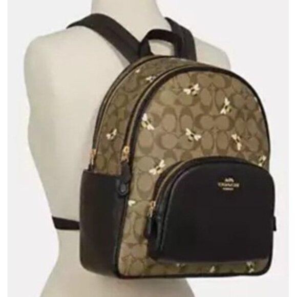 Coach Court Backpack In Signature Canvas With Bee Print NWT - Picture 2 of 9